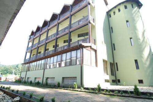 Ezio House Hotel ติมิซุล เด โจส ภายนอก รูปภาพ