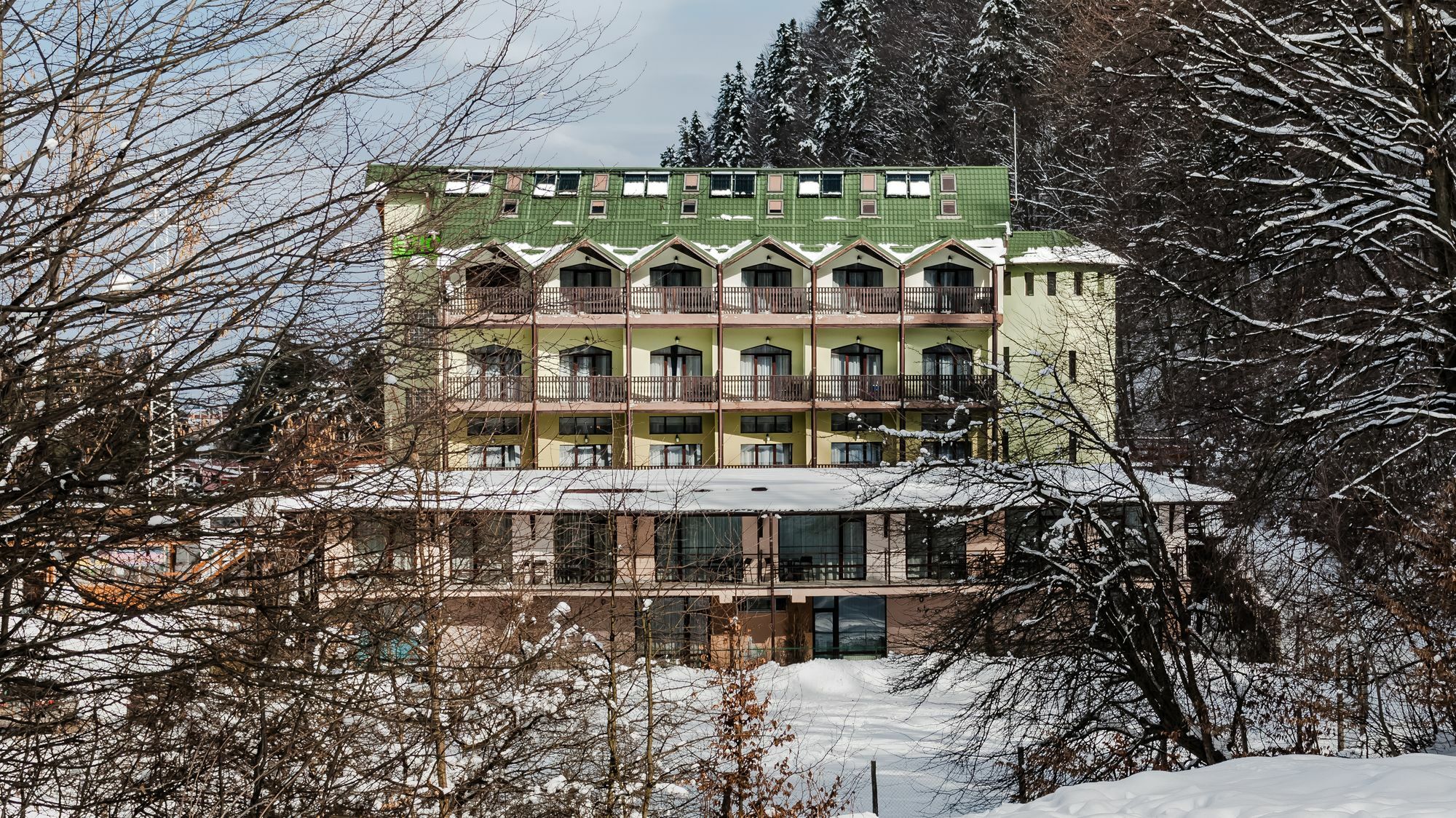 Ezio House Hotel ติมิซุล เด โจส ภายนอก รูปภาพ